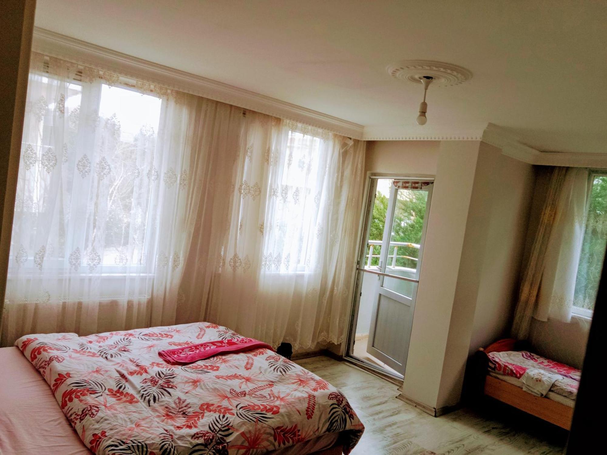 Orman Villa Hotel Is 6 Minutes From The Airport Arnavutkoy Zewnętrze zdjęcie